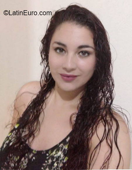 Date this beautiful Colombia girl Francy from Bogota CO27925