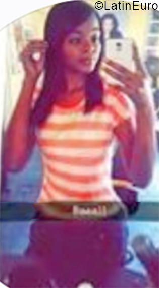 Date this lovely Dominican Republic girl Aydin from Santiago DO38676