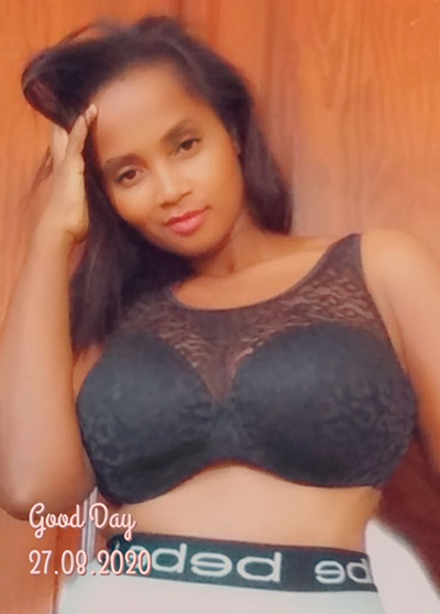 Date this sultry Dominican Republic girl Claudia Anyelina from Santiago DO38705