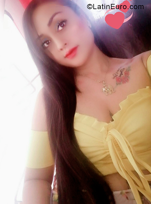 Date this exotic Colombia girl Claudia from Pereira CO28472