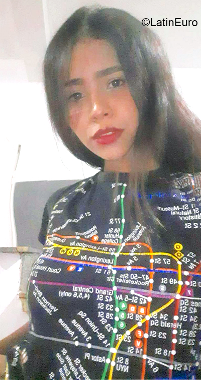 Date this nice looking Venezuela girl Jorgelis from Maracaibo VE3491