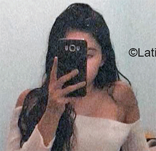 Date this hot Argentina girl Ariana from Buenos Aires AR551