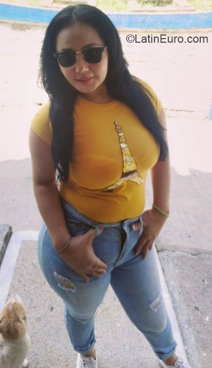 Date this lovely Colombia girl Marcela from Medellin CO28651