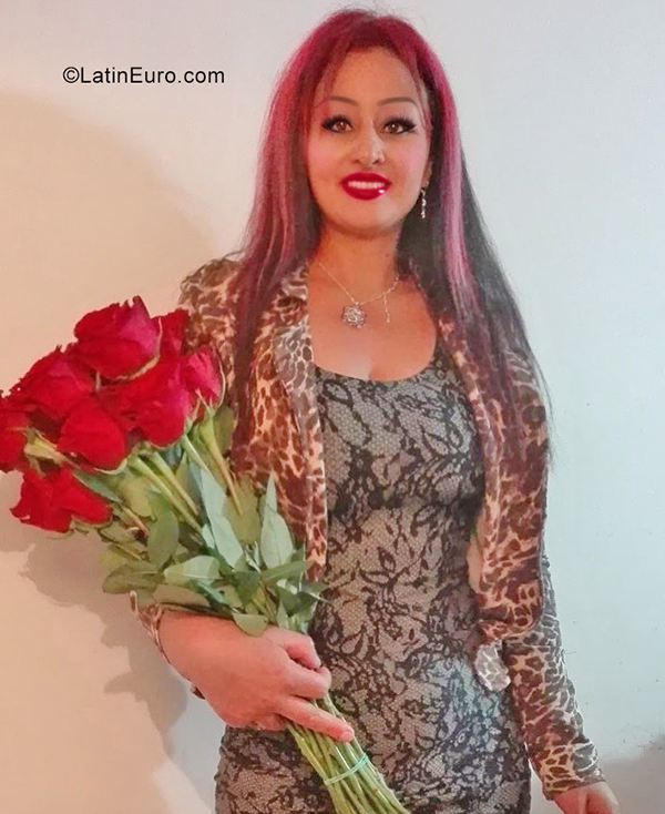 Date this beautiful Colombia girl Libia from Bogota CO28816