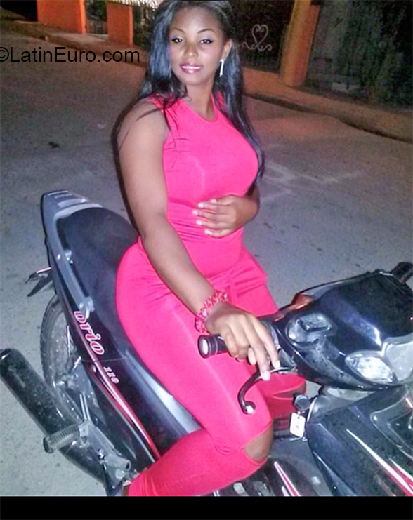 Date this gorgeous Dominican Republic girl Yudi from Repeublica Dominicana DO39044