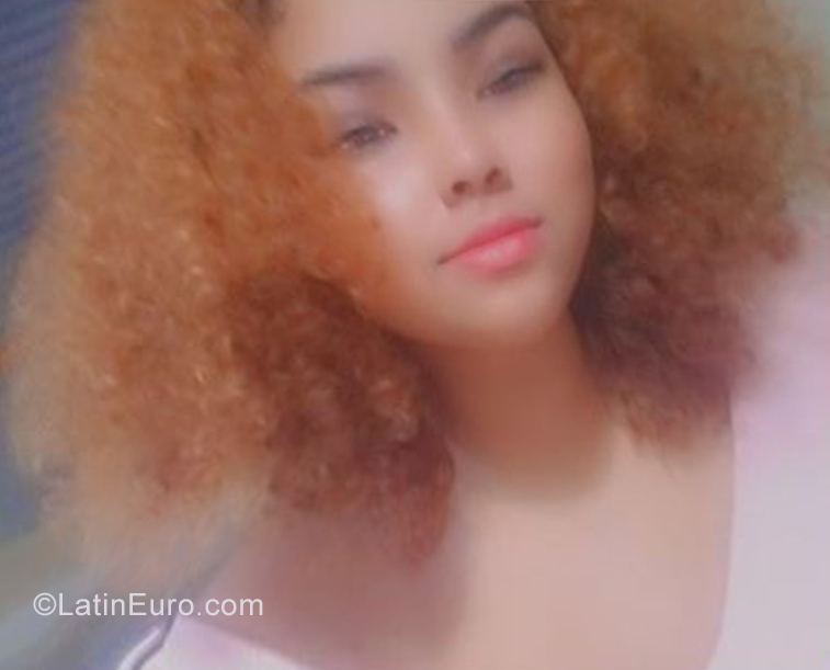 Date this cute Dominican Republic girl Yerelin from La Vega DO39082