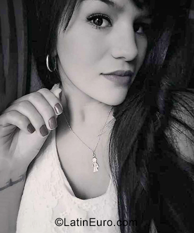 Date this good-looking Dominican Republic girl Sofia from Maria Trinidad Sanchez DO39258