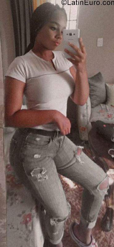 Date this stunning Dominican Republic girl Francisca from Santo Domingo DO39410