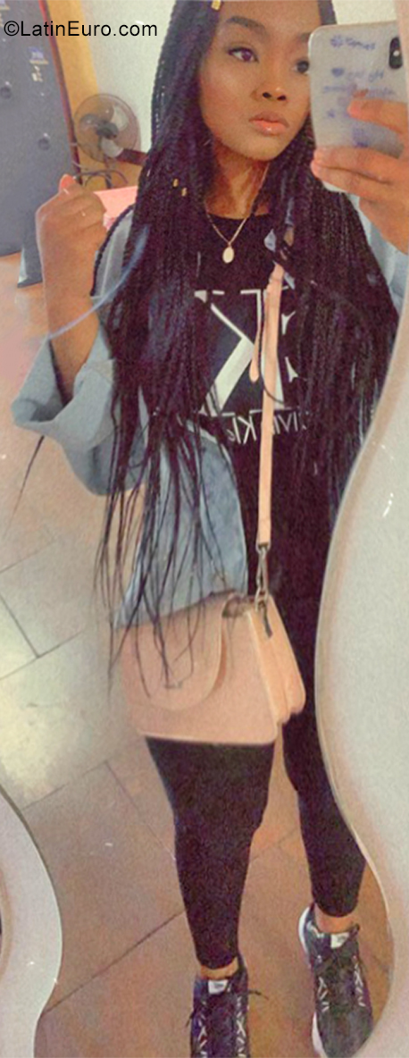 Date this stunning Spain girl Queen kandy from Vitoria - Gasteiz ES613