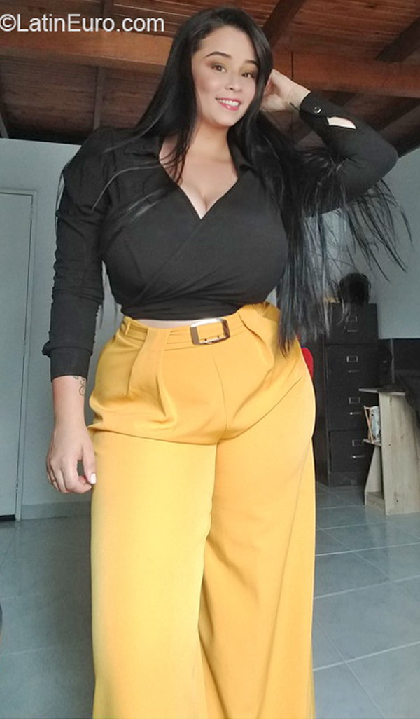 Date this cute Colombia girl Alejandra from Medellin CO33405