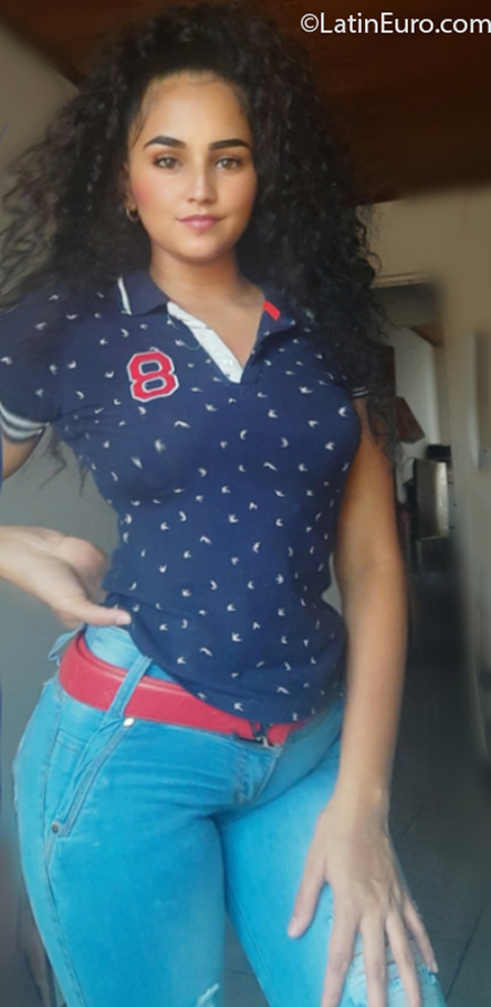 Date this lovely Costa Rica girl Alejandra from San Jose CR491