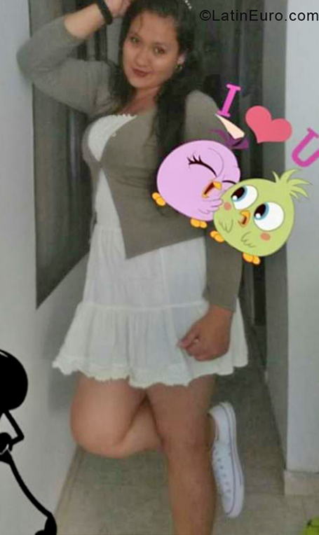 Date this good-looking Colombia girl Luisa fernanda from Bogota CO30126