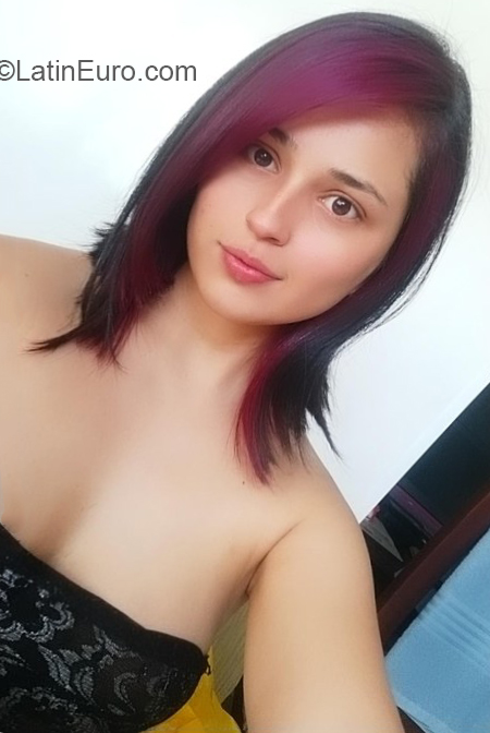 Date this lovely Colombia girl Katherine from Barrancabermeja CO30244