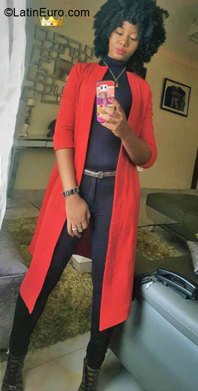 Date this hot Dominican Republic girl Shaida from Santo Domingo DO39863