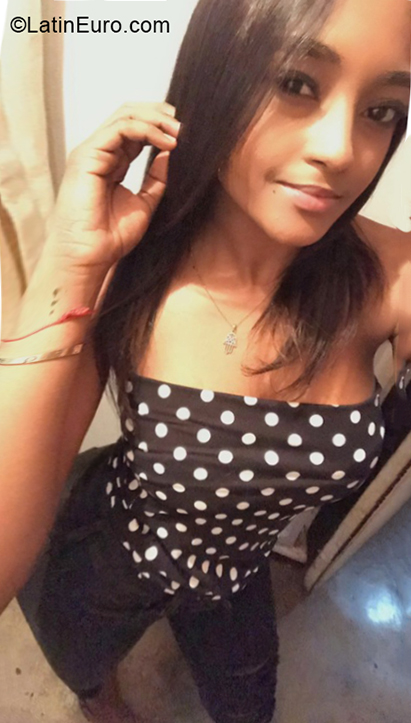 Date this sultry Costa Rica man Juan from Santo Domingo DO39884