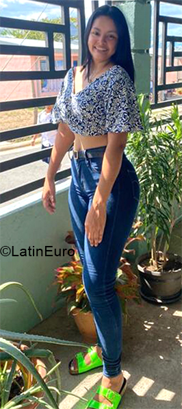 Date this good-looking Costa Rica girl Katherine from Heredia CR464