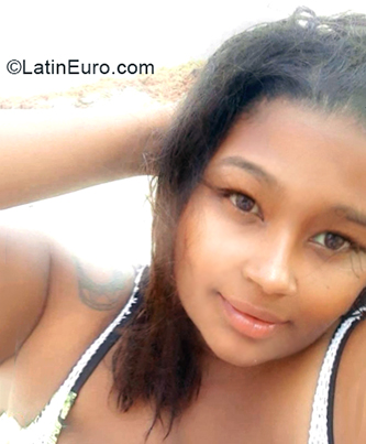 Date this beautiful Dominican Republic girl Marleny from Santo Domingo DO39979