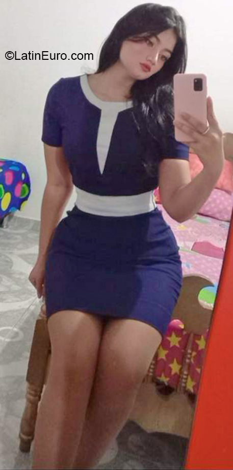 Date this attractive Colombia girl Thalia from Cucuta CO30515