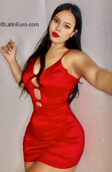 Date this sensual Colombia girl Stephanie from Cucuta CO30555