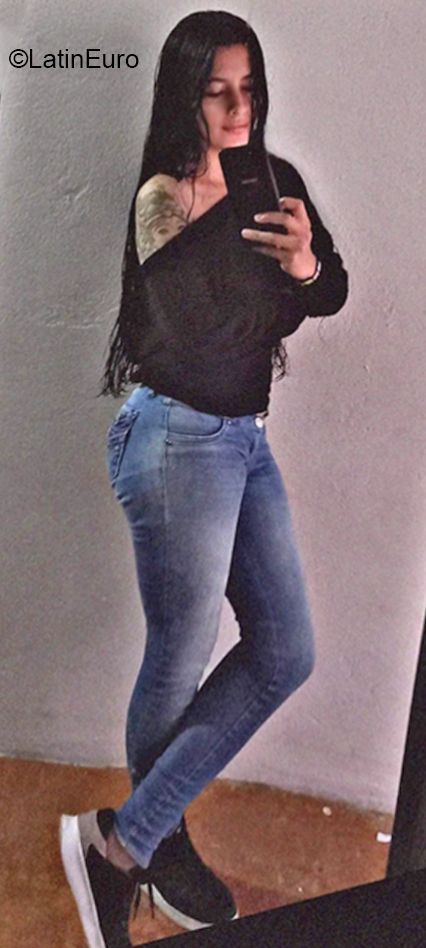 Date this sultry Colombia girl Karol from Mocoa CO30744