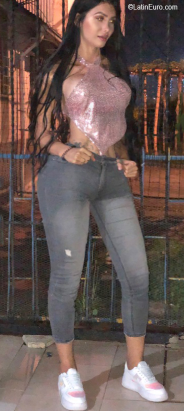 Date this tall Colombia girl Brihana from Medellín CO30791