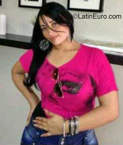 Date this cute Dominican Republic girl Kay from Santo Domingo DO40299