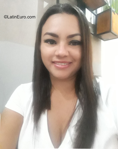 Date this georgeous Costa Rica girl Karla from San Jose CR489
