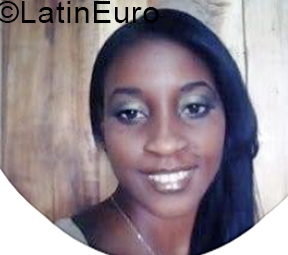 Date this attractive Cuba girl Yemny from Santiago De Cuba CU801