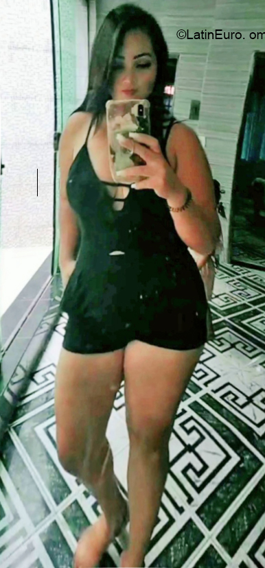 Date this foxy Brazil girl Karla from Sergipe BR11580