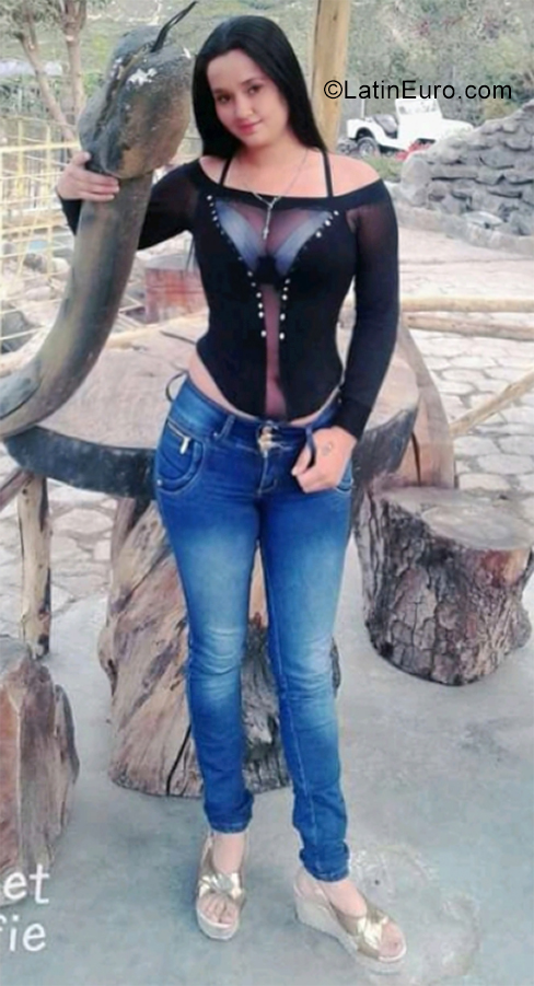Date this funny Colombia girl Catalina from Manizales CO31171