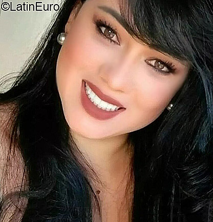 Date this exotic French Southern Territories girl Mar from Paris BR11603