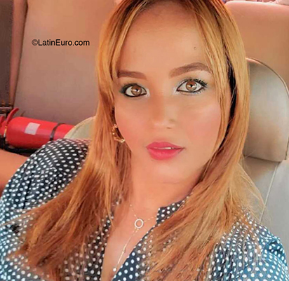 Date this athletic Dominican Republic girl Eliannis from Santo Domingo DO40495