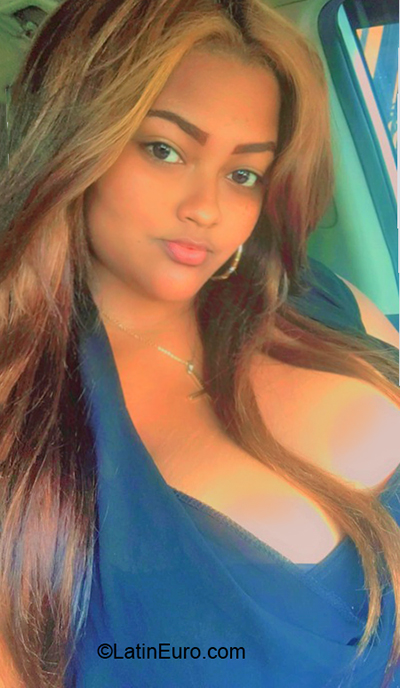 Date this exotic Dominican Republic girl Yuli from Santo Domingo DO40589