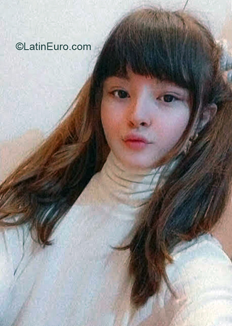 Date this sensual Argentina girl Magalie from Buenos Aires AR848