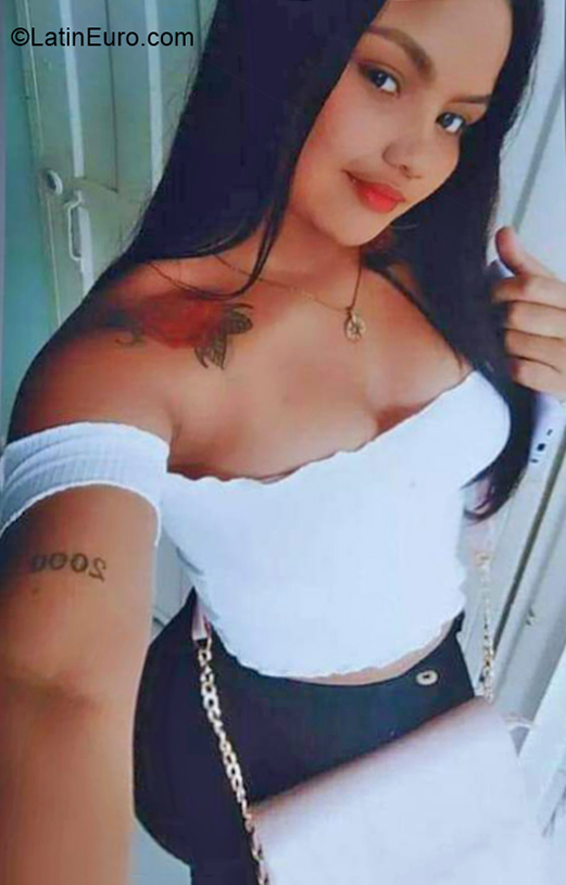 Date this hot Colombia girl Milagros from Barranquilla CO31378
