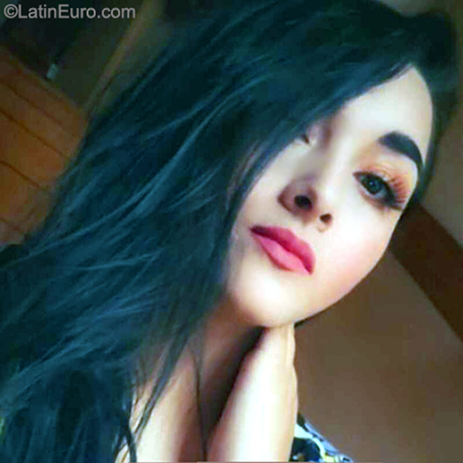 Date this lovely Colombia girl Sandra from MANIZALES CO31541