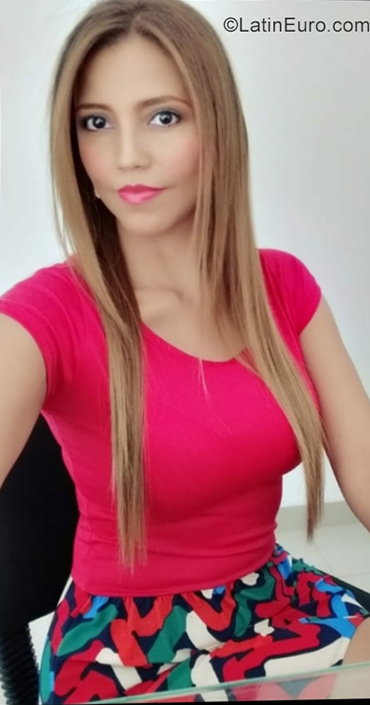 Date this cute Colombia girl Liliana from Bogotá CO31701