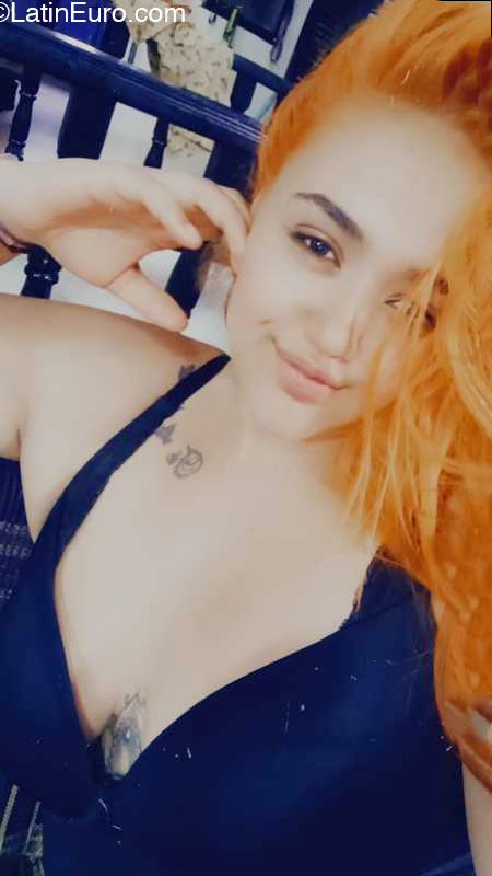 Date this happy Colombia girl Camila from Boogota CO32197