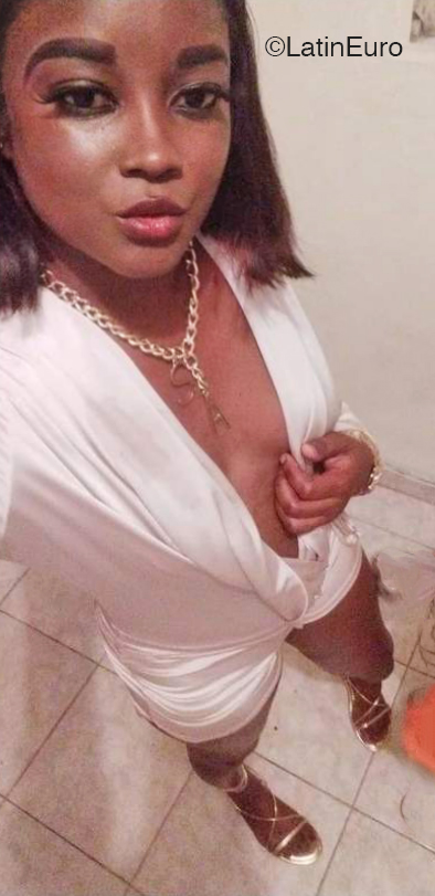 Date this exotic Dominican Republic girl Suley from Santo Domingo DO45121