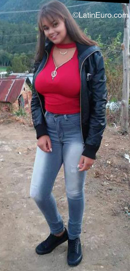 Date this young Dominican Republic girl Pao22 from Salcedo DO46837