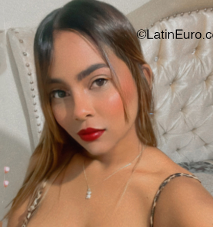 Date this gorgeous Dominican Republic girl Rosa from Santo Domingo DO51350
