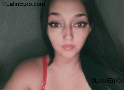 Date this pretty Colombia girl Maite from Bucaramannga CO33176