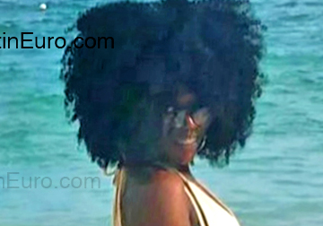 Date this tall Dominican Republic girl Angie from Santo Domingo DO54067