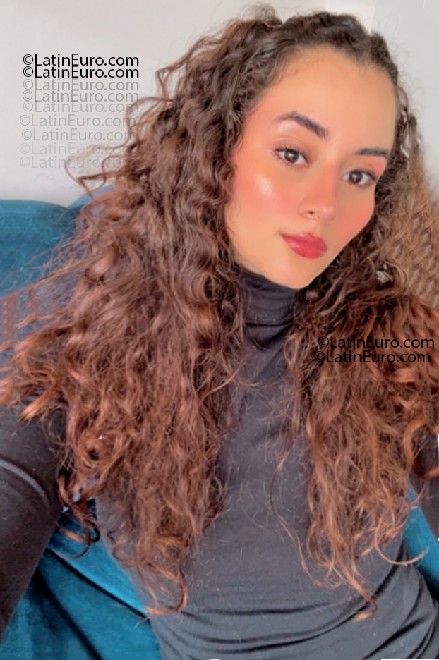 Date this cute Colombia girl Melany from Medellin CO33384