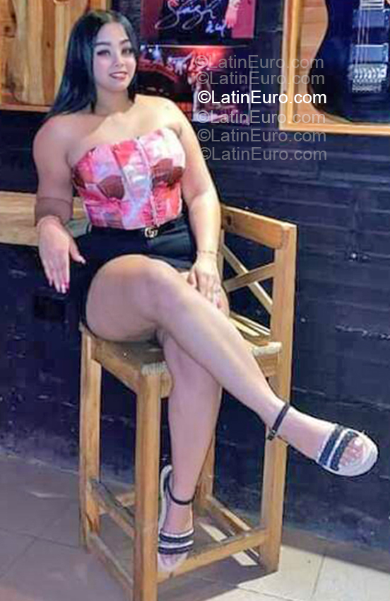 Date this charming Argentina girl Anabel from Las Flores AR999