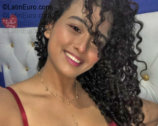 Date this beautiful Venezuela girl Irene from Caracas VE5359