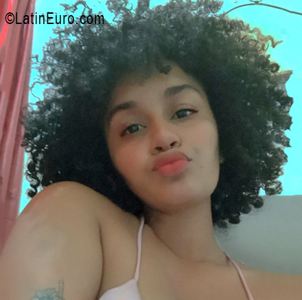 Date this funny Dominican Republic girl Ivana from Santo Domingo DO55625