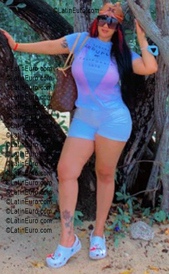 Date this beautiful Anguilla girl Miss from Anguilla AI17