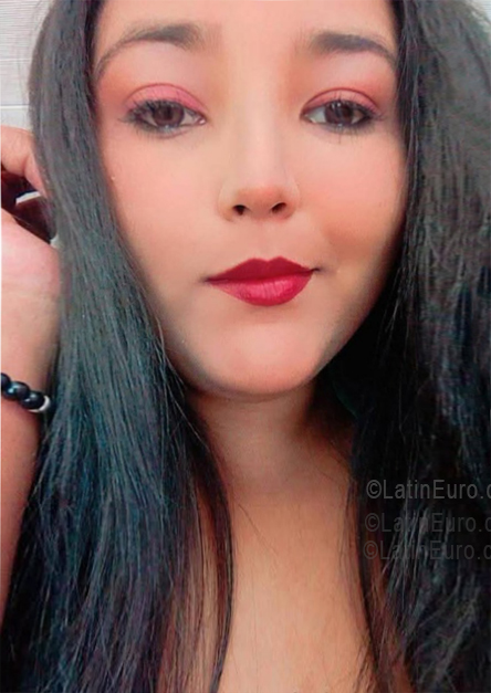 Date this lovely Colombia girl Genesis from Barranquilla CO33538