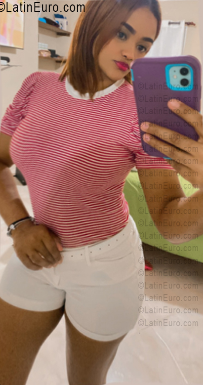 Date this georgeous Dominican Republic girl Karina from Puerto Plata DO55749